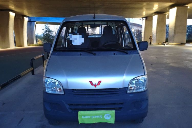Used Wuling Zhiguang Small Truck 2016 1.2L Double-Cab LSI Front