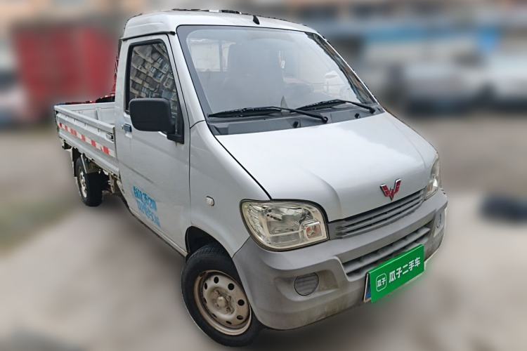 Used Wuling Zhiguang Small Truck 2016 1.2L Single-Row LSI Front Right 45 Deg