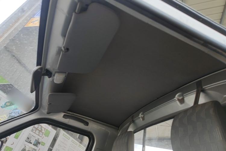 Used Wuling Zhiguang Small Truck 2016 1.2L Single-Row LSI Headliner