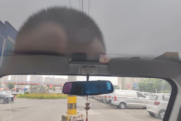 Used Wuling Zhiguang Small Truck 2016 1.2L Single-Row LSI Headliner