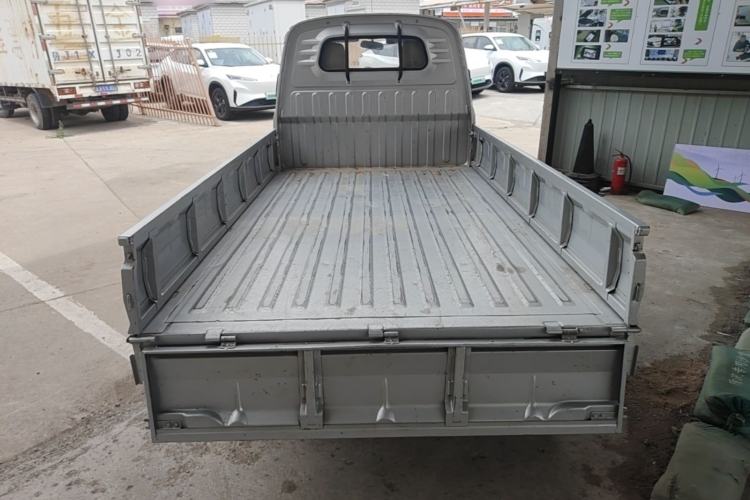 Used Wuling Zhiguang Small Truck 2016 1.2L Single-Row LSI Trunk