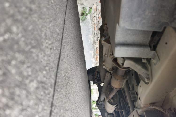 Used Wuling Zhiguang Small Truck 2019 1.2L Double Cab Chassis Front Left