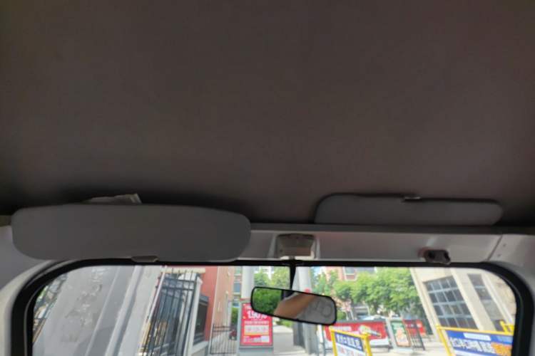 Used Wuling Zhiguang Small Truck 2019 1.2L Single Cab Headliner