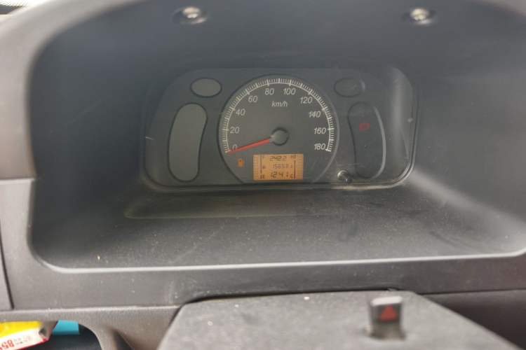 Used Wuling Zhiguang Small Truck 2019 1.2L Double Cab Odometer Close Up