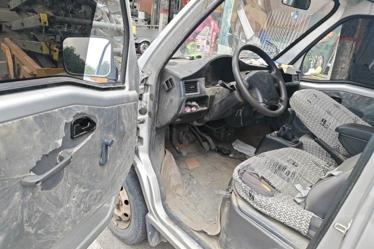 Used Wuling Zhiguang Small Truck 2020 1.2L Single Cab Driver Seat