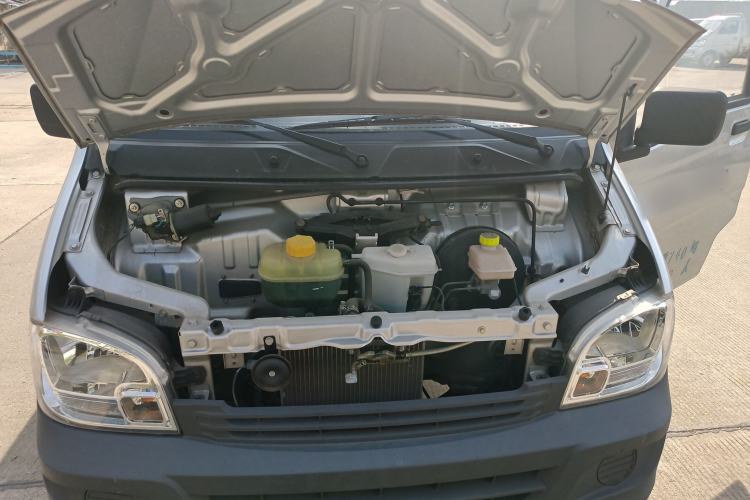 Used Wuling Zhiguang Small Truck 2020 1.2L Single Cab Engine Bay