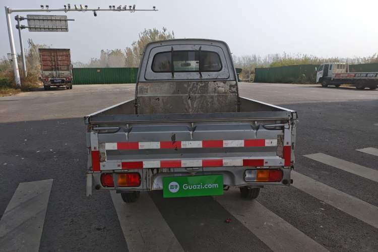 Used Wuling Zhiguang Small Truck 2020 1.2L Double Cab Exterior 4