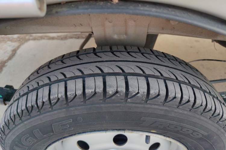 Used Wuling Zhiguang Small Truck 2020 1.2L Double Cab Exterior 5