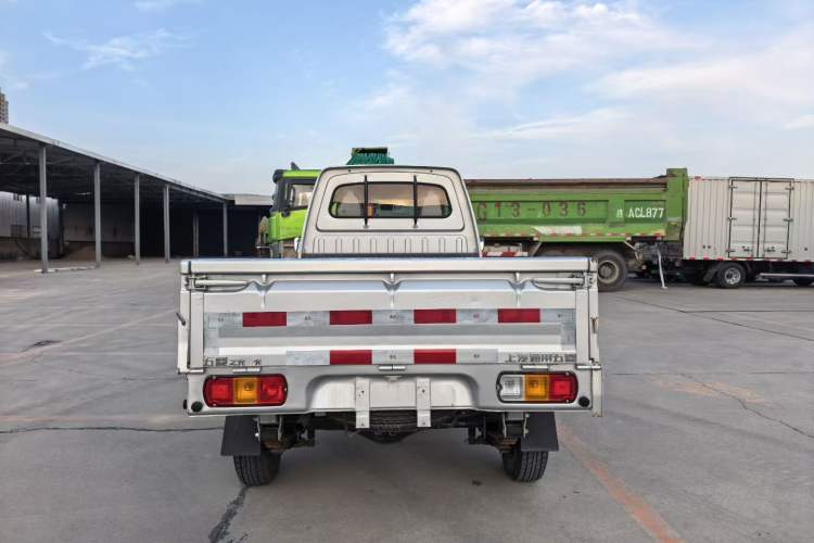 Used Wuling Zhiguang Small Truck 2020 1.2L Single Cab Exterior 5