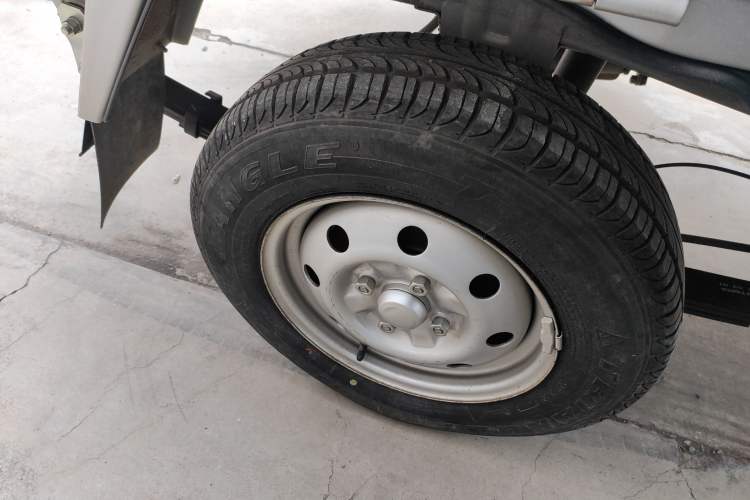 Used Wuling Zhiguang Small Truck 2020 1.2L Single Cab Exterior 5