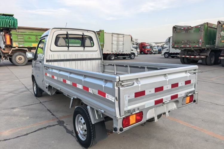 Used Wuling Zhiguang Small Truck 2020 1.2L Single Cab Exterior 6