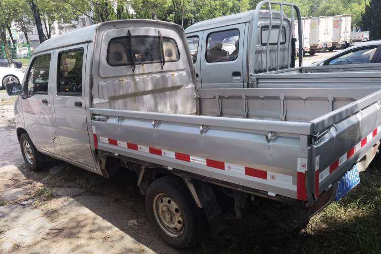 Used Wuling Zhiguang Small Truck 2020 1.2L Double Cab Exterior 6