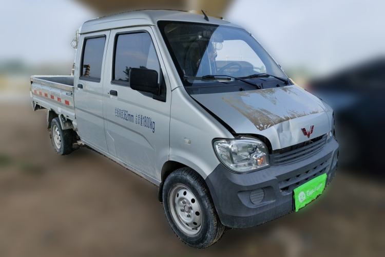 Used Wuling Zhiguang Small Truck 2020 1.2L Double Cab Front Right 45 Deg