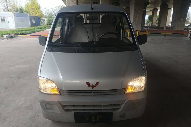 Used Wuling Zhiguang Small Truck 2020 1.2L Double Cab Front