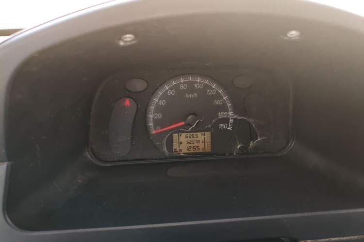 Used Wuling Zhiguang Small Truck 2020 1.2L Double Cab Instrument Cluster