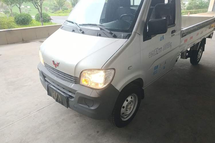 Used Wuling Zhiguang Small Truck 2020 1.2L Single Cab Left Front Headlight