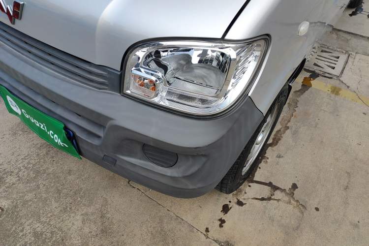 Used Wuling Zhiguang Small Truck 2020 1.2L Single Cab Left Front Headlight