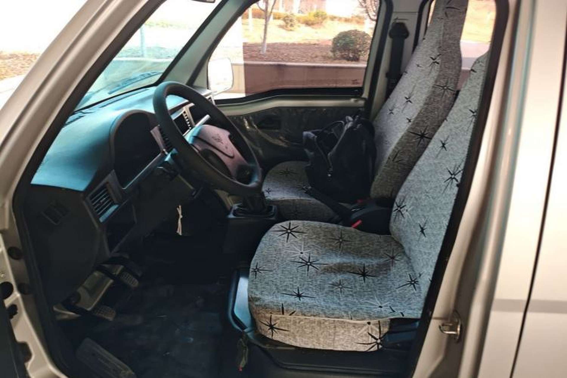 Used Wuling Zhiguang Small Truck 2020 1.2L Double Cab Left Front Seat