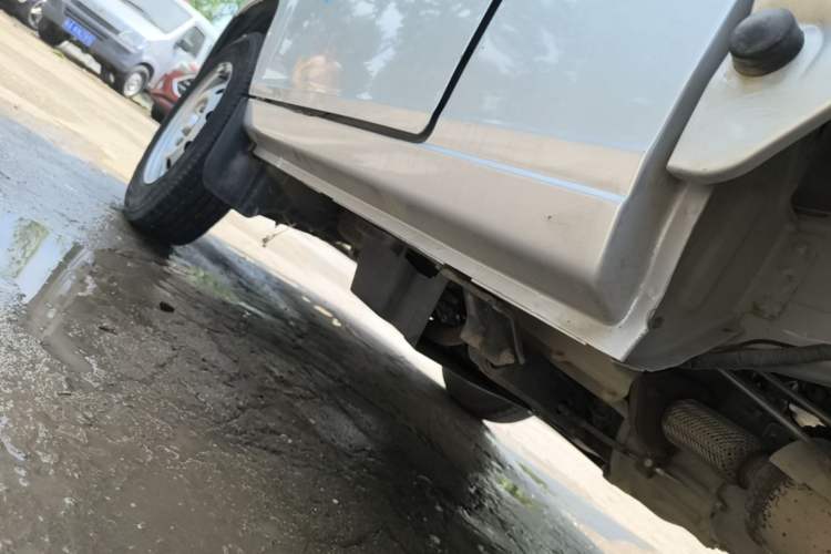 Used Wuling Zhiguang Small Truck 2020 1.2L Single Cab Left Side Sill