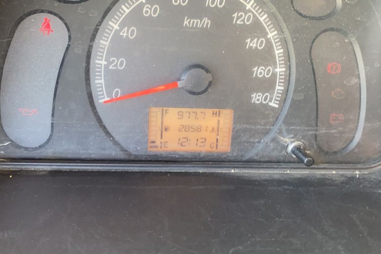 Used Wuling Zhiguang Small Truck 2020 1.2L Single Cab Odometer Close Up