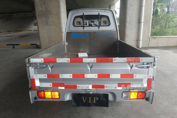Used Wuling Zhiguang Small Truck 2020 1.2L Double Cab Rear