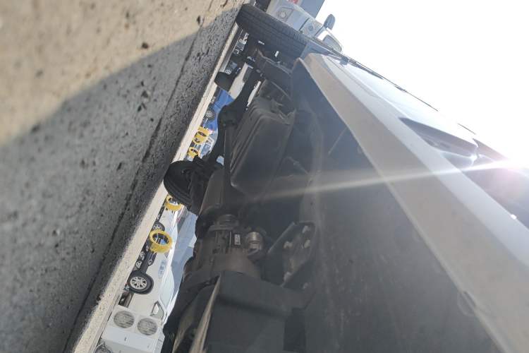 Used Wuling Zhiguang Small Truck 2020 1.2L Double Cab Right Side Sill