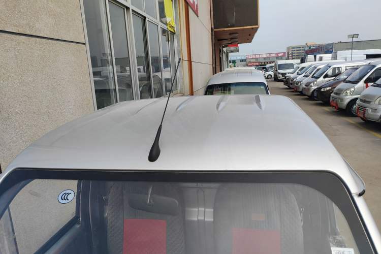 Used Wuling Zhiguang Small Truck 2020 1.2L Single Cab Roof