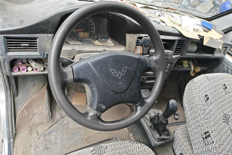 Used Wuling Zhiguang Small Truck 2020 1.2L Single Cab Steering Wheel