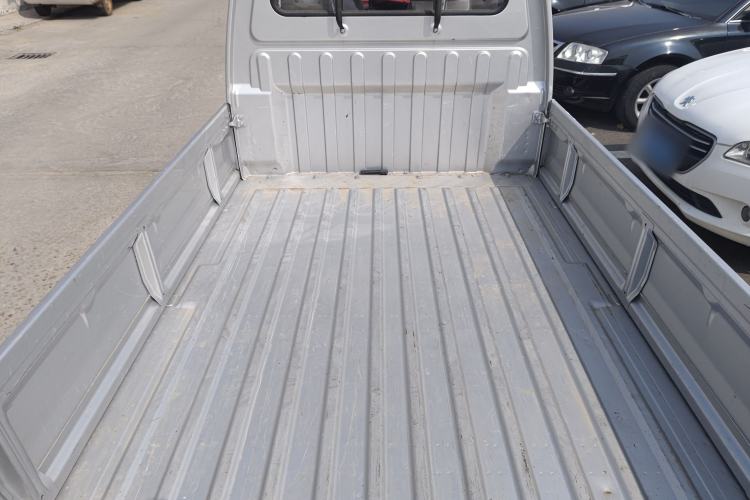 Used Wuling Zhiguang Small Truck 2020 1.2L Double Cab Trunk