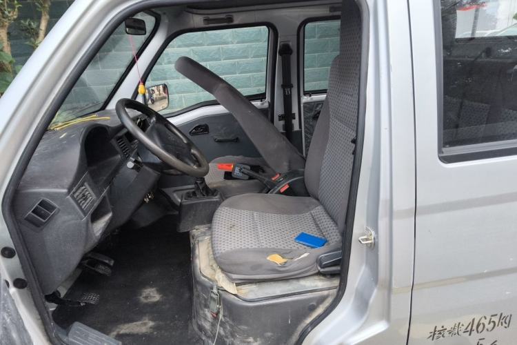 Used Wuling Zhiguang Small Truck 2020 1.2L Double Cab Left Front Seat