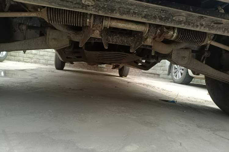 Used Wuling Zhiguang Small Truck 2023 1.5L Double-Cab LAR Chassis Front