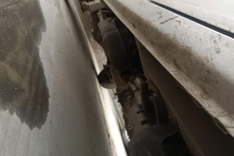 Used Wuling Zhiguang Small Truck 2023 1.5L Double-Cab LAR Chassis Front Right