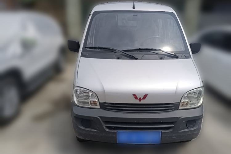 Used Wuling Zhiguang Small Truck 2023 1.5L Double-Cab LAR Front