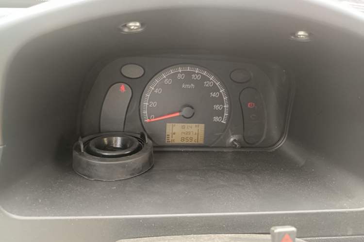 Used Wuling Zhiguang Small Truck 2023 1.5L Double-Cab LAR Instrument Cluster