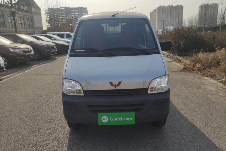 Used Wuling Zhiguang Small Truck 2023 1.5L Double-Cab LAR Exterior 1
