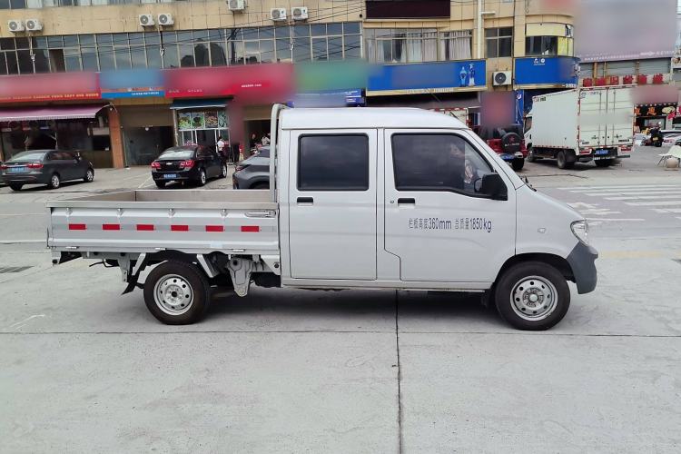 Used Wuling Zhiguang Small Truck 2023 1.5L Double-Cab LAR Exterior 2