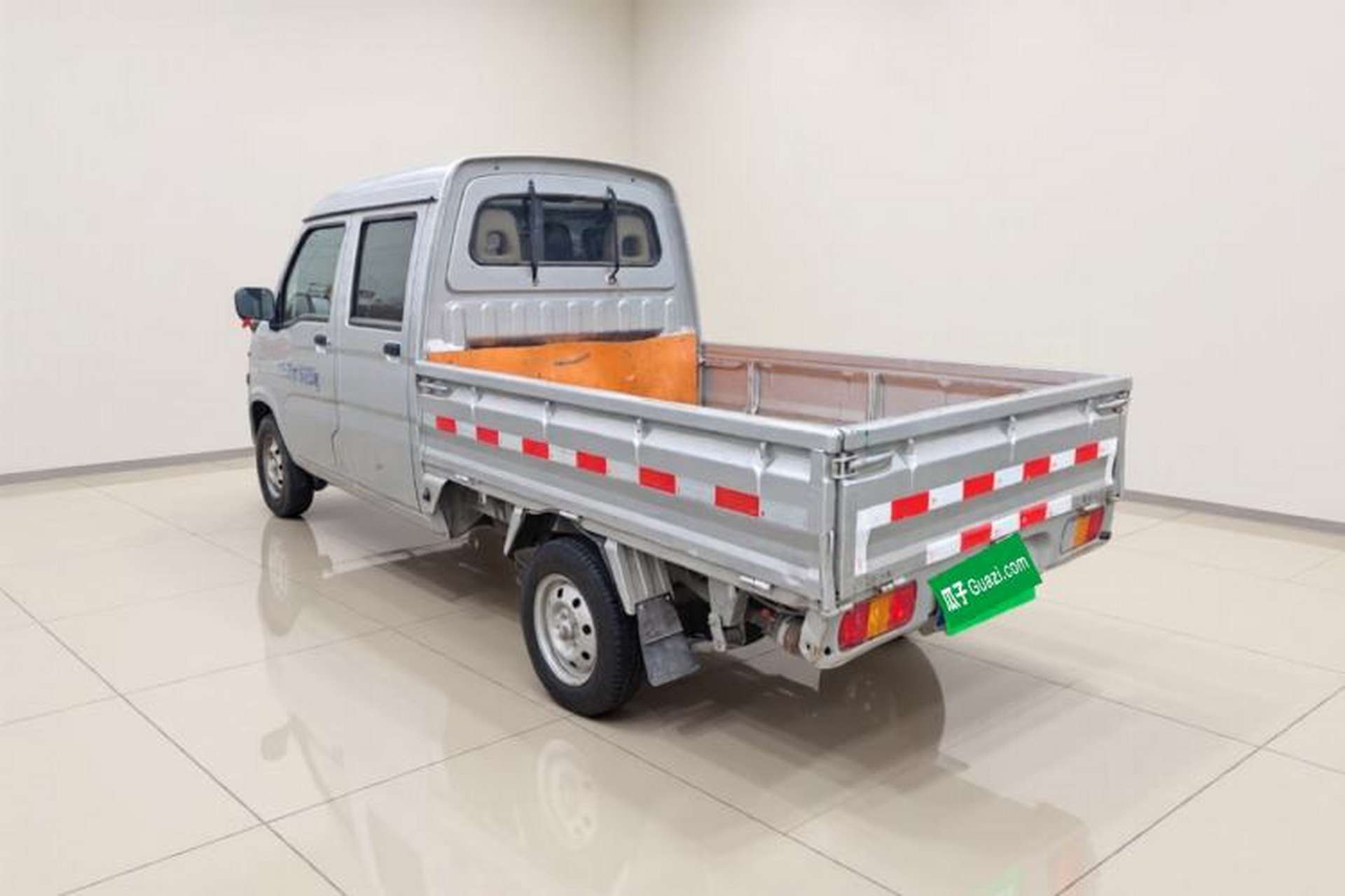 Used Wuling Zhiguang Small Truck 2023 1.5L Double-Cab LAR Exterior 3