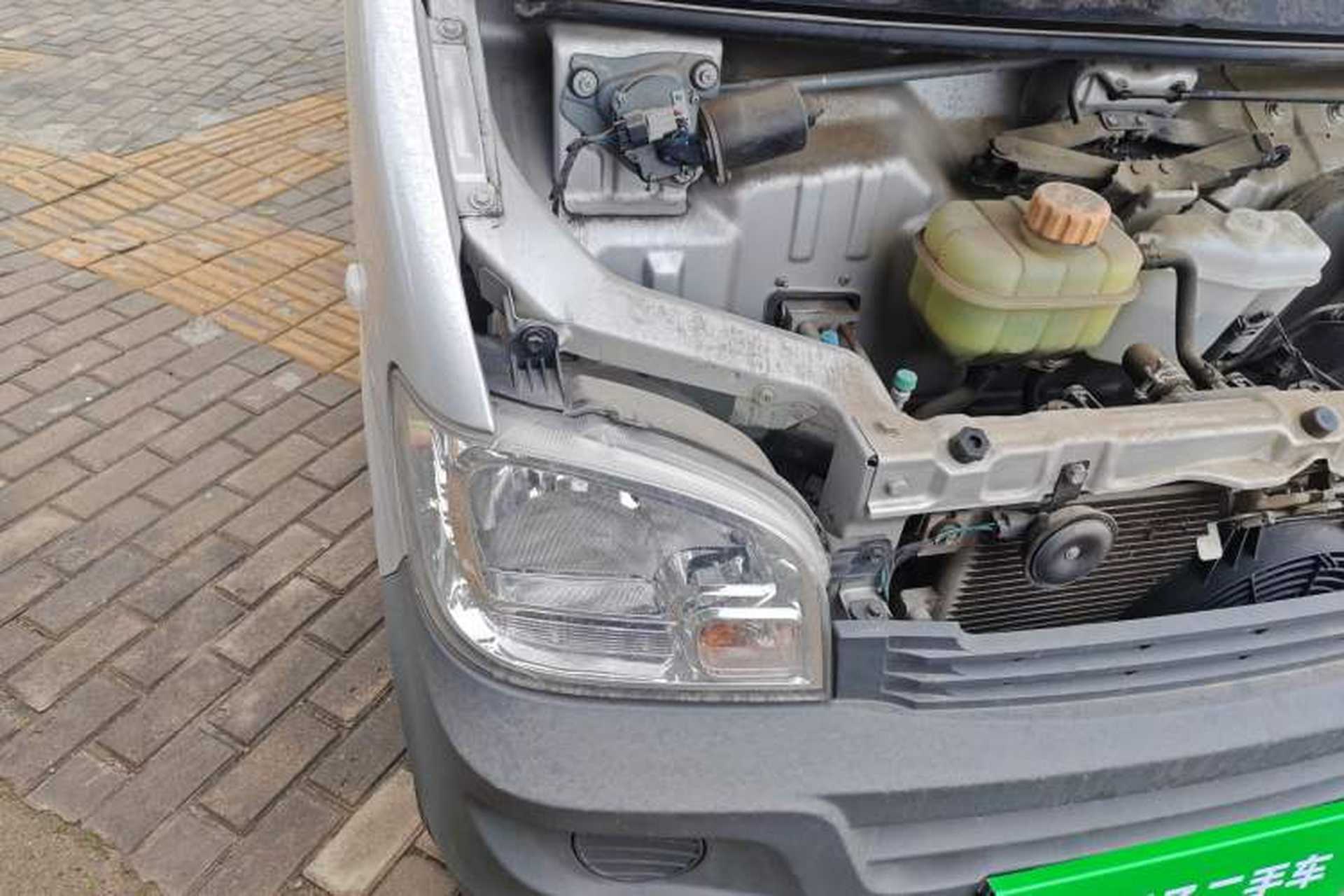Used Wuling Zhiguang Small Truck 2023 1.5L Double-Cab LAR Exterior 6