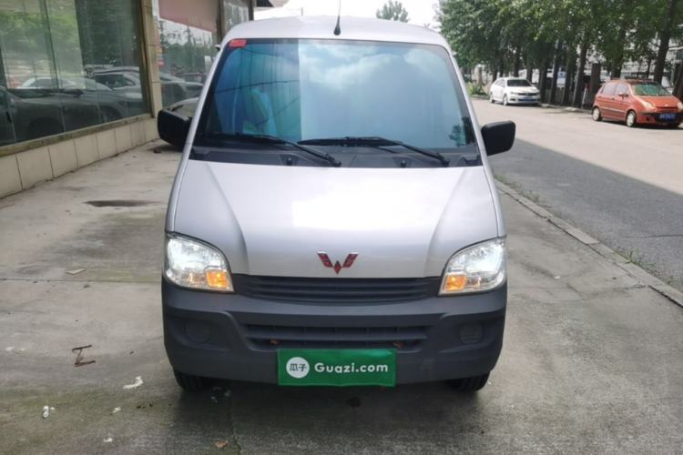 Used Wuling Zhiguang Small Truck 2023 1.5L Double-Cab LAR Front