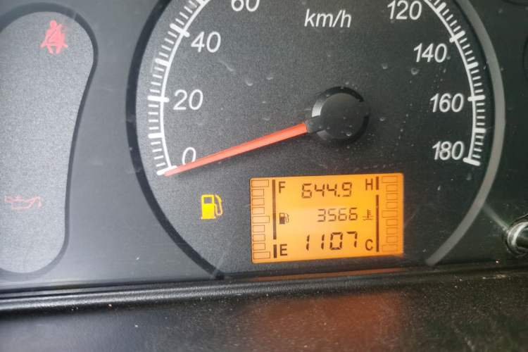 Used Wuling Zhiguang Small Truck 2023 1.5L Single-Row Heavy-Duty Version LAR Instrument Cluster