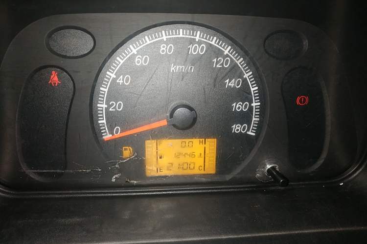 Used Wuling Zhiguang Small Truck 2023 1.5L Single-Row LAR Instrument Cluster