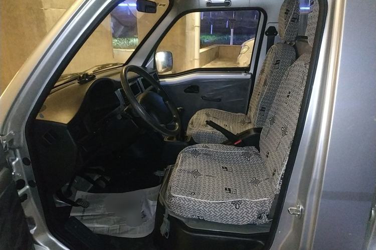 Used Wuling Zhiguang Small Truck 2023 1.5L Single-Row LAR Left Front Seat