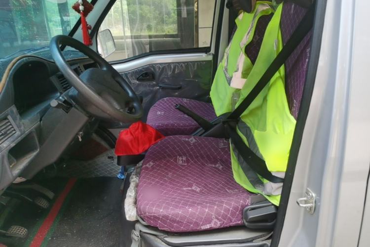 Used Wuling Zhiguang Small Truck 2023 1.5L Double-Cab LAR Left Front Seat