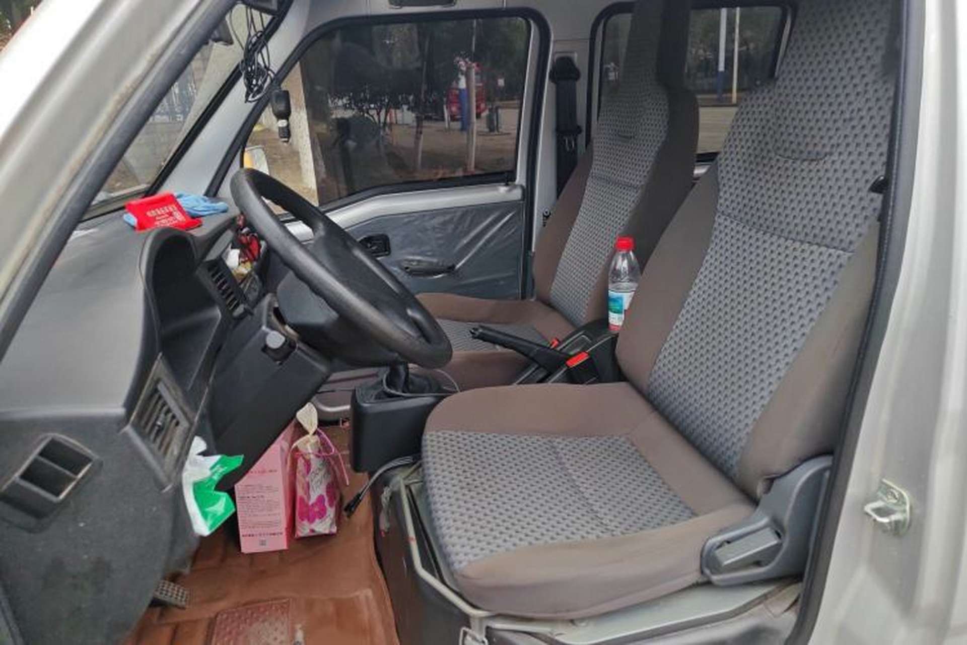 Used Wuling Zhiguang Small Truck 2023 1.5L Double-Cab LAR Left Front Seat