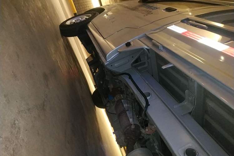 Used Wuling Zhiguang Small Truck 2023 1.5L Single-Row LAR Left Side Sill