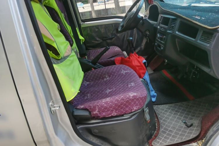 Used Wuling Zhiguang Small Truck 2023 1.5L Double-Cab LAR Right Front Seat