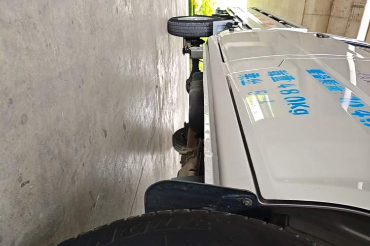 Used Wuling Zhiguang Small Truck 2023 1.5L Double-Cab LAR Right Side Sill