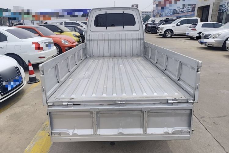 Used Wuling Zhiguang Small Truck 2023 1.5L Single-Row LAR Trunk