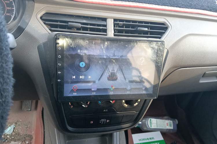 Used Wuling Zhiguang V 2017 1.2L Base Version LMH Audio And AC Panel
