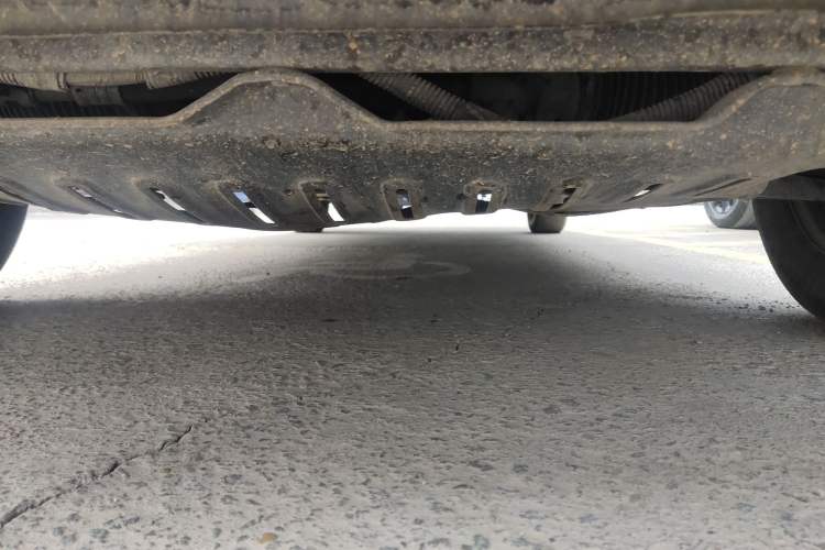 Used Wuling Zhiguang V 2017 1.2L Base Version LMH Chassis Front